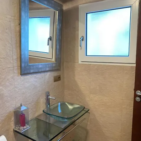 فيلة Alvaro دينايا